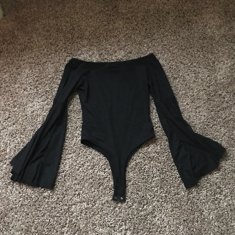 Top - Picture 2 of 2